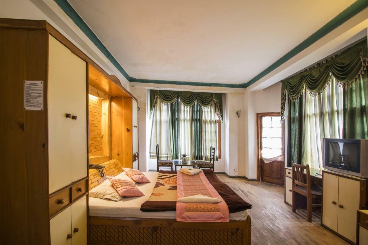 Flamingo Resort Manāli Eksteriør billede