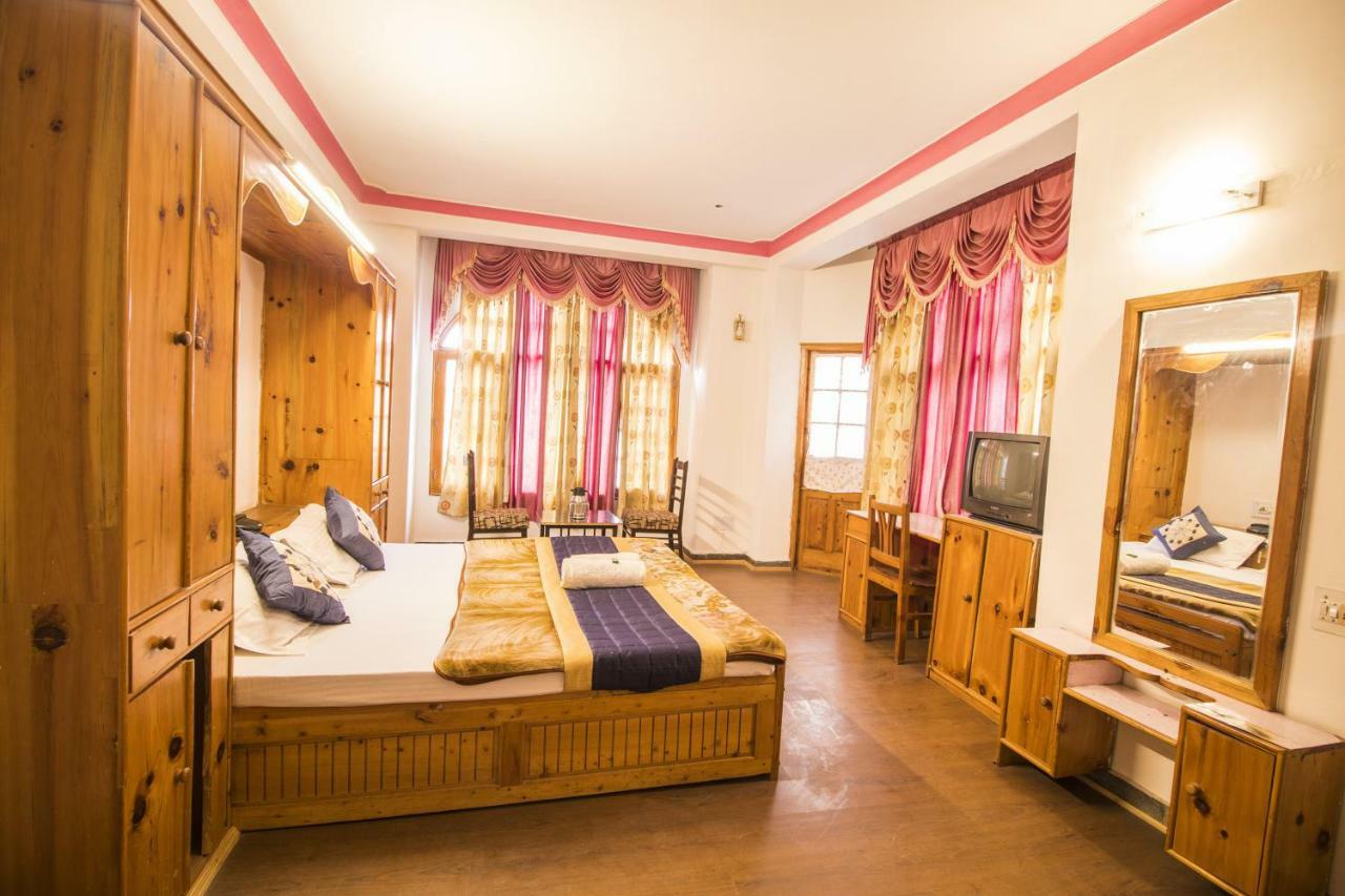 Flamingo Resort Manāli Eksteriør billede